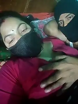 Snapshot of Lustyful_Couple chatting on 22, 1, 2025 Lustyful Couple online show from 22, 1, 2025