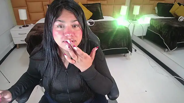 Snapshot of _Dulcinea_1 chatting on 18, 3, 2025 Dulcinea 1 online show from 18, 3, 2025