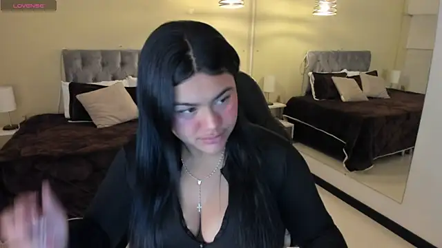 Snapshot of _Dulcinea_1 chatting on 13, 10, 2025 Dulcinea 1 online show from 13, 10, 2025