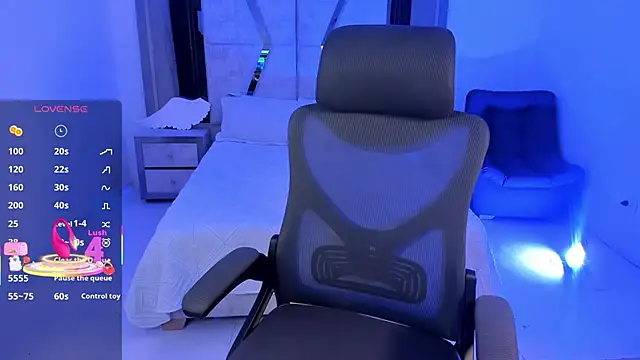 Snapshot of EmySilver chatting on 15, 2, 2025 EmySilver online show from 15, 2, 2025