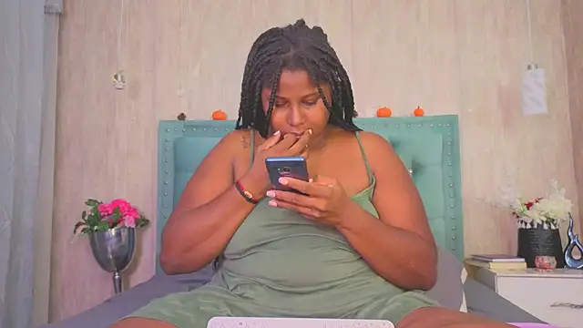 Alexa roussee online show from 19, 10, 2025