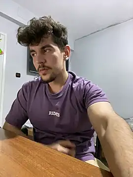 AKAdogukann online show from 20, 3, 2025