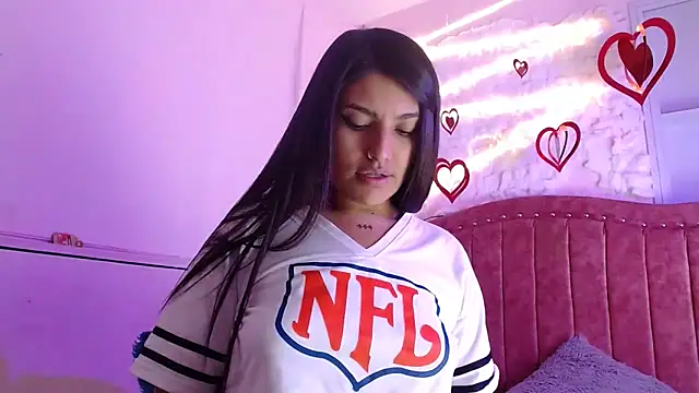 SarahStones online show from 11, 3, 2025