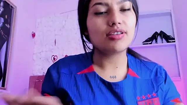 SarahStones online show from 20, 9, 2025