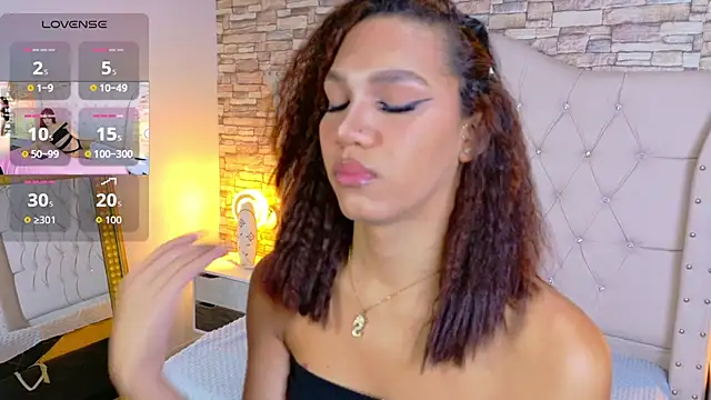 Snapshot of Sara-Smith- chatting on 28, 4, 2026 Sara-Smith- online show from 28, 4, 2026