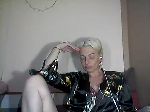 Snapshot of MaryJane441 chatting on 10, 6, 2026 MaryJane441 online show from 10, 6, 2026