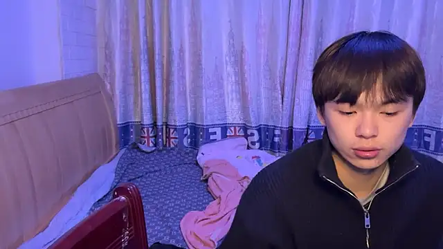 xiaottt1918 online show from 7, 1, 2025