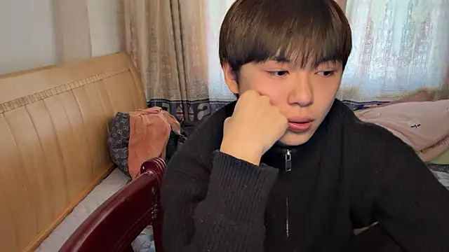 xiaottt1918 online show from 15, 1, 2025