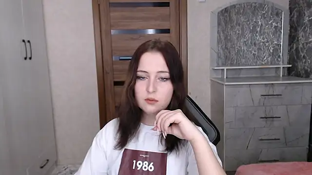 Kristy-Max online show from 22, 11, 2025