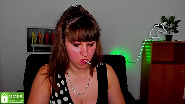 Amali Ivanna smit online show from 13, 3, 2025