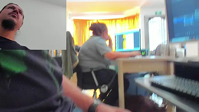 webothtwo online show from 2, 10, 2025