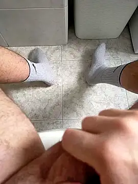 user 662 online show from 22, 2, 2025