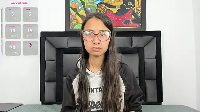 Snapshot of tatiana_valencia chatting on 17, 1, 2025 tatiana valencia online show from 17, 1, 2025