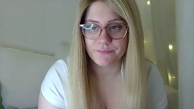 Snapshot of miramore chatting on 1, 12, 2024 miramore online show from 1, 12, 2024