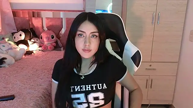 Snapshot of Angel_lusst chatting on 23, 12, 2024 Angel lusst online show from 23, 12, 2024