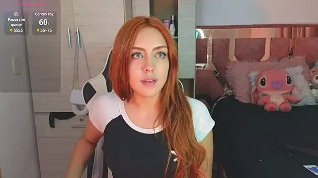 Snapshot of Angel_lusst chatting on 1, 2, 2025 Angel lusst online show from 1, 2, 2025