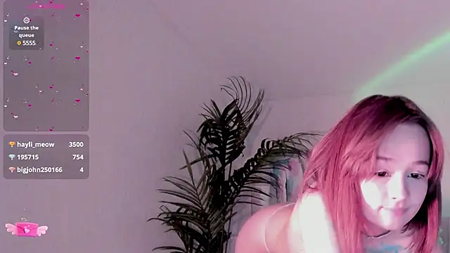 Snapshot of Mary_uw chatting on 28, 2, 2025 Mary uw online show from 28, 2, 2025