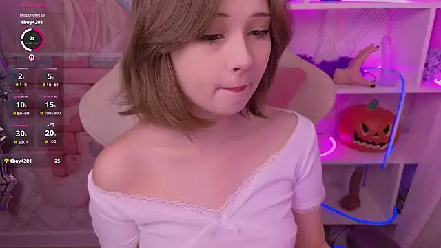 Snapshot of Mary_uw chatting on 23, 10, 2025 Mary uw online show from 23, 10, 2025