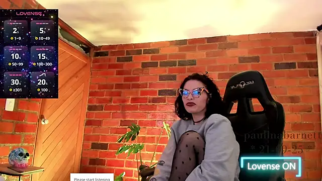 Snapshot of paulinabarnett- chatting on 21, 9, 2025 paulinabarnett- online show from 21, 9, 2025