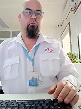 Snapshot of SoloHernan chatting on 15, 12, 2024 SoloHernan online show from 15, 12, 2024