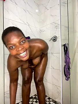 Snapshot of Cocowett chatting on 16, 12, 2025 Cocowett online show from 16, 12, 2025