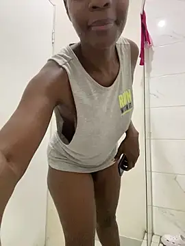 Snapshot of Cocowett chatting on 2, 3, 2026 Cocowett online show from 2, 3, 2026