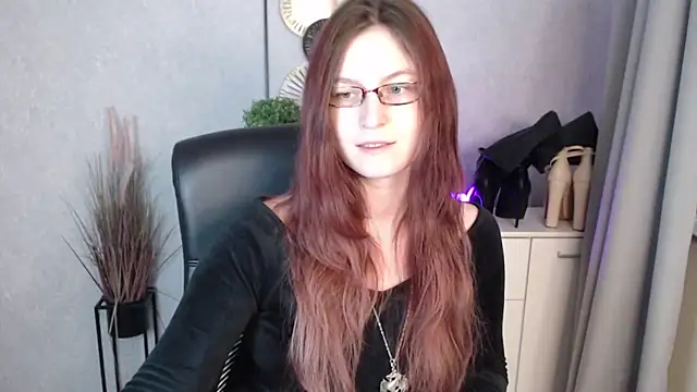 emmaxDelight online show from 24, 2, 2026