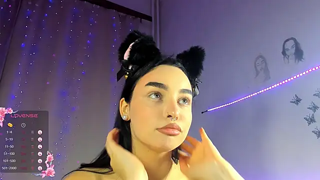 Snapshot of meg_foxy chatting on 4, 12, 2024 meg foxy online show from 4, 12, 2024