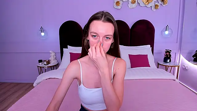 Snapshot of AshleyMillsss chatting on 3, 2, 2025 AshleyMillsss online show from 3, 2, 2025