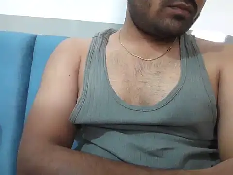 Snapshot of WildDick0007 chatting on 16, 11, 2025 WildDick0007 online show from 16, 11, 2025