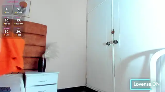 Snapshot of NIKI_SANTANA chatting on 5, 2, 2025 NIKI SANTANA online show from 5, 2, 2025