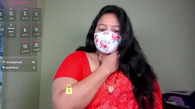 neelu-hoty online show from 2, 6, 2026