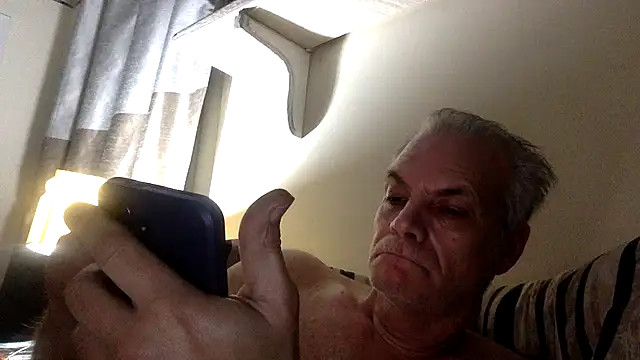 Hand69someguy online show from 10, 4, 2026