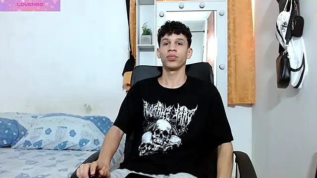 Snapshot of jeff_ross chatting on 4, 12, 2024 jeff ross online show from 4, 12, 2024