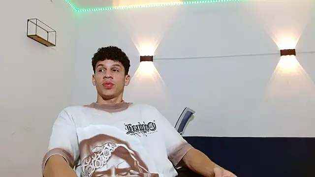 Snapshot of jeff_ross chatting on 9, 10, 2025 jeff ross online show from 9, 10, 2025