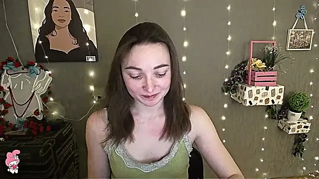 Snapshot of _Barbie_Kiss_ chatting on 8, 2, 2025 Barbie Kiss online show from 8, 2, 2025