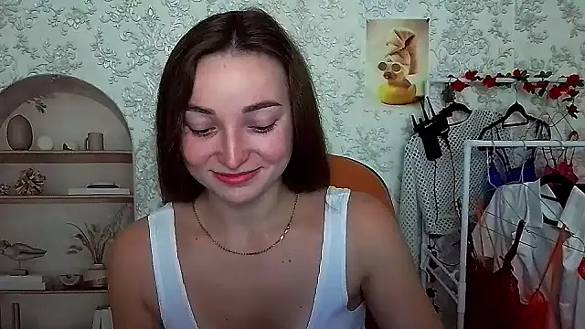 Snapshot of _Barbie_Kiss_ chatting on 12, 10, 2025 Barbie Kiss online show from 12, 10, 2025