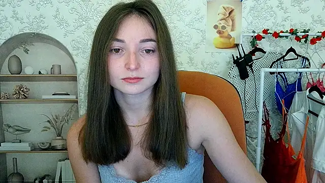 Snapshot of _Barbie_Kiss_ chatting on 16, 10, 2025 Barbie Kiss online show from 16, 10, 2025