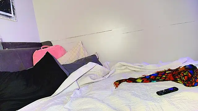 Naomiruty online show from 11, 2, 2026