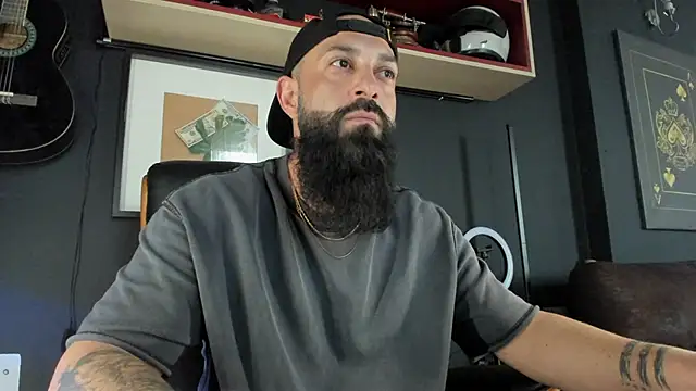 Snapshot of axxelrich_ chatting on 15, 2, 2025 axxelrich online show from 15, 2, 2025