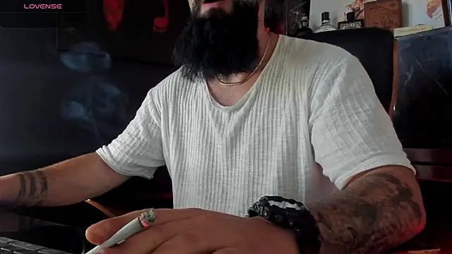 Snapshot of axxelrich_ chatting on 22, 9, 2025 axxelrich online show from 22, 9, 2025