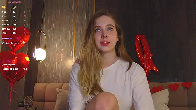 LoraineLuff online show from 21, 2, 2025