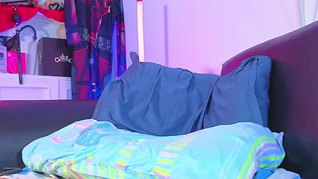 jhonny sulivan online show from 14, 4, 2026