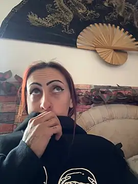 Snapshot of kriszy_baby chatting on 20, 3, 2025 kriszy baby online show from 20, 3, 2025