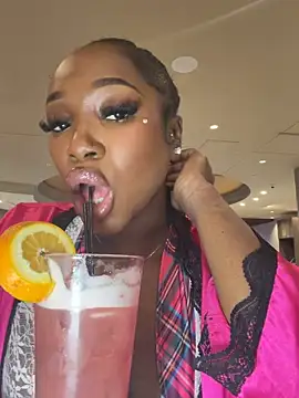 Snapshot of londonsfantasy chatting on 17, 2, 2026 londonsfantasy online show from 17, 2, 2026