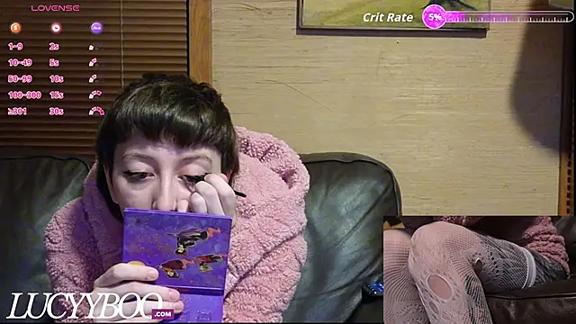 lovelylucyy online show from 15, 12, 2025