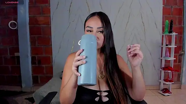 IsaSixty9 online show from 8, 4, 2026