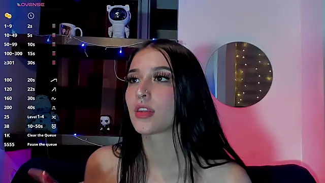 Snapshot of Charlotte_greys chatting on 22, 3, 2025 Charlotte greys online show from 22, 3, 2025