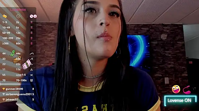 Charlotte greys online show from 13, 12, 2025