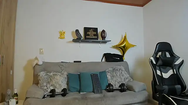 julian wallace online show from 15, 12, 2025